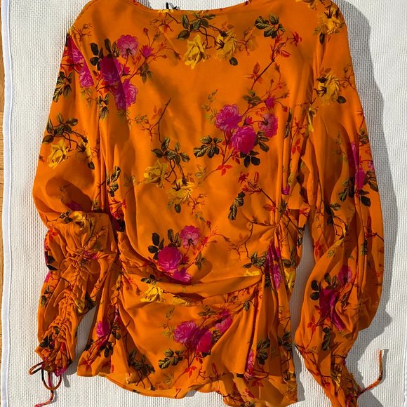 New With Tags: Zara Blouse - Size Medium - Picture 1 of 2